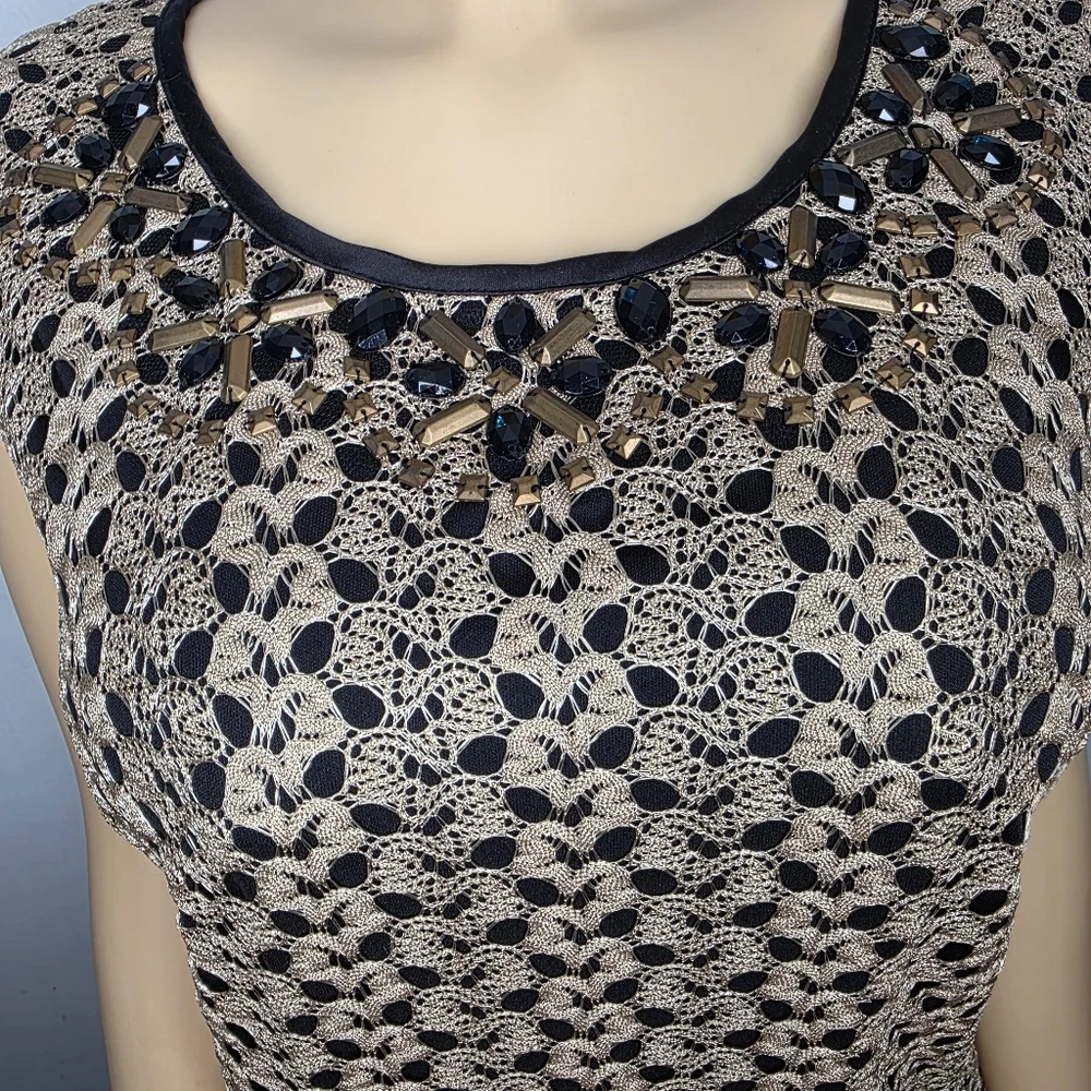 Dressbarn Women's Elegant Black and Gold Women's Dress Size 24